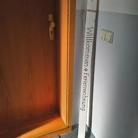 Apartment In Mit Kleinem Balkon, 2 Schlafzimmer *